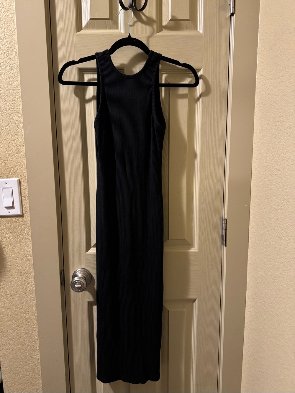 Aeropostale XS Black Ribbed Tank Maxi Dress - Classic Minimalist Style